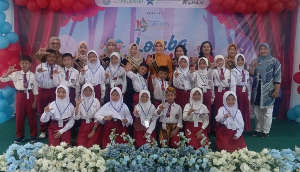 Lomba Bertutur Kubu Raya Dorong Generasi Muda Jadi Duta Literasi
