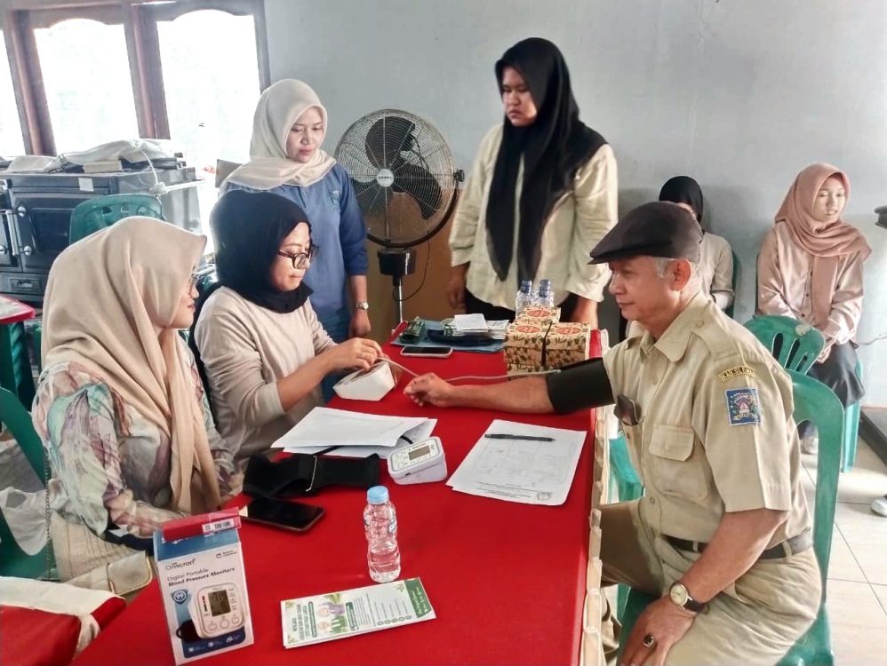 Mahasiswa UNISA Yogyakarta Teliti Kekuatan Otot Lansia untuk Cegah Risiko Jatuh