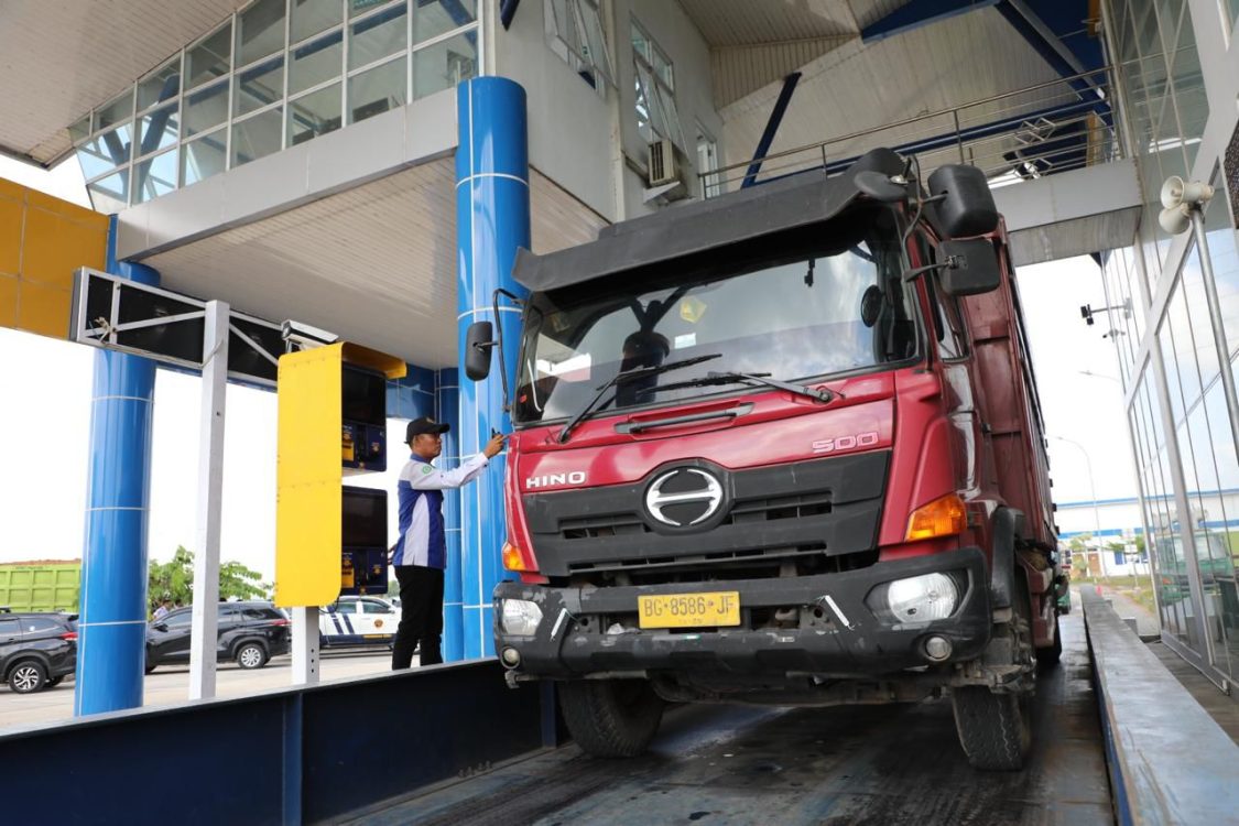 140 Ribu Pelanggaran Truk Terekam ETLE, Mayoritas Terkait Batas Muatan