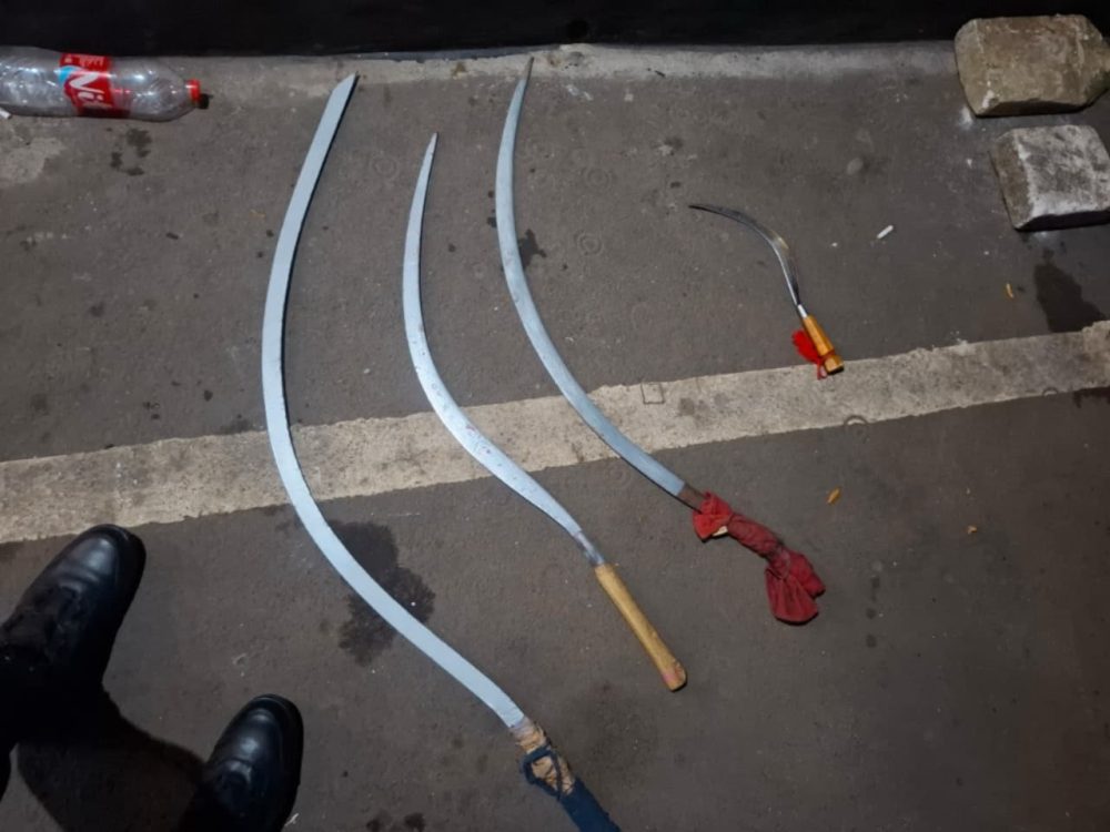 Polda Metro Jaya Amankan Enam Pemuda dan Empat Sajam di Depok