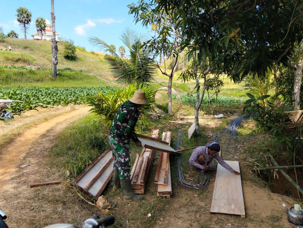 Pembangunan Jembatan Karang di Sumenep Dimulai dengan Gotong Royong