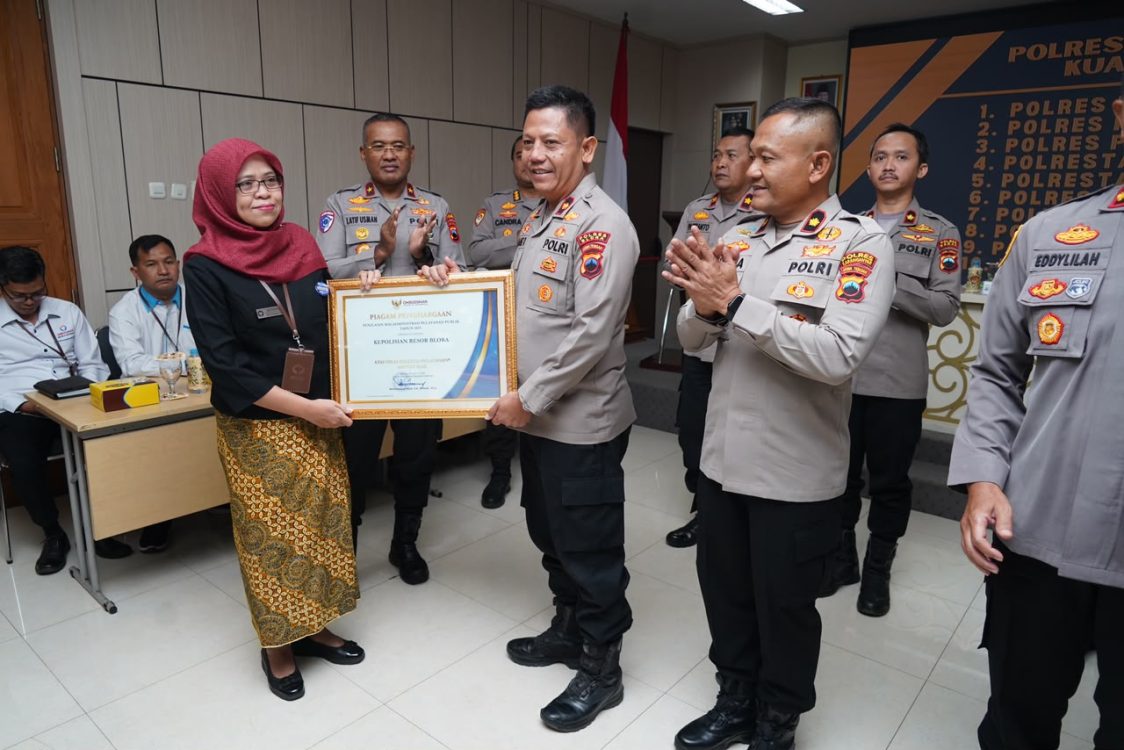 Polres Blora Dapat Penghargaan Pelayanan Sangat Baik dari Ombudsman RI