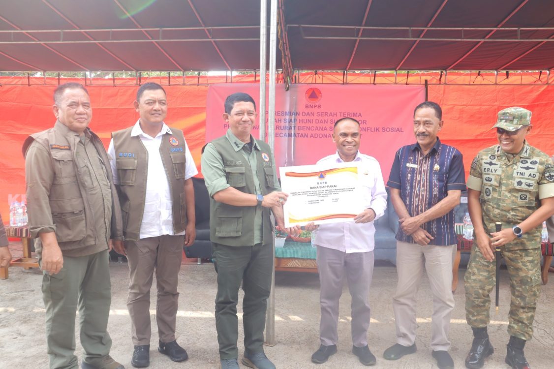 BNPB Resmikan Bantuan Hunian Tetap di Adonara Barat Pascakonflik Sosial