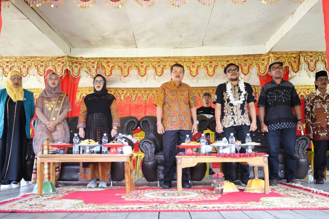 Wakil Bupati Parigi Moutong Dorong Kemandirian Desa Khatulistiwa di HUT ke-19