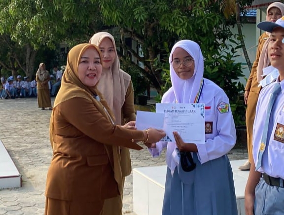 Siswa SMAN 2 Dayun Sukses Raih Emas di Olimpiade Nasional 2026