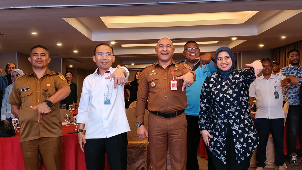 Kemkomdigi Undang 15 Media Tinjau Program Revitalisasi Pendidikan di Kupang