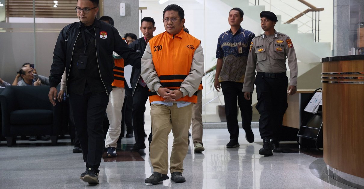 KPK Menahan Bupati Lombok Barat Terkait Dugaan Korupsi Proyek Senilai Rp17,9 Miliar
