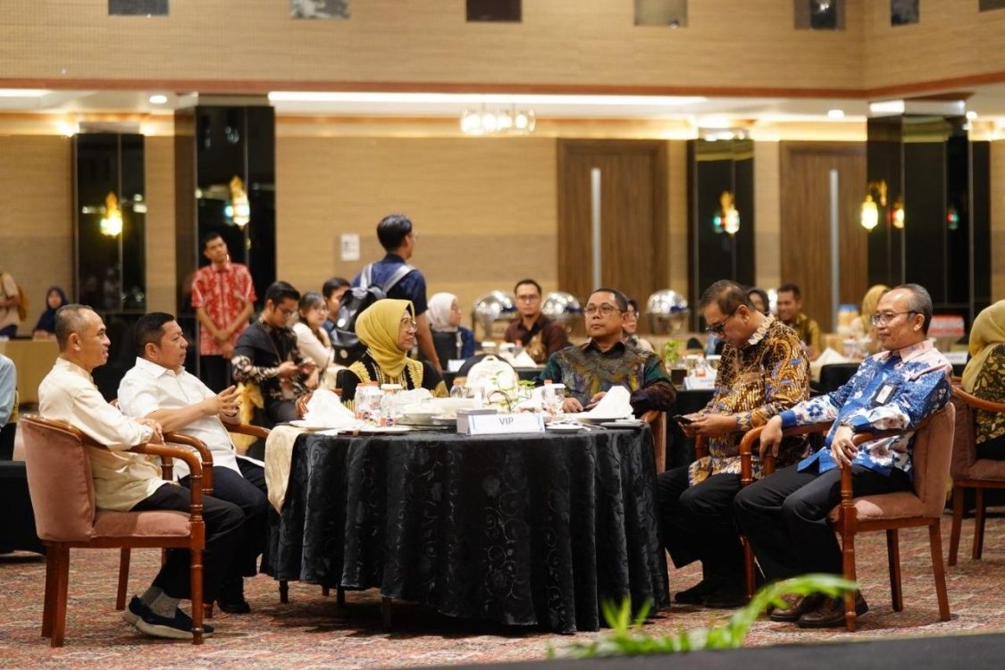 Pemprov Riau Tingkatkan Kerja Sama dengan Komisi X DPR RI dan BPS untuk Pembangunan