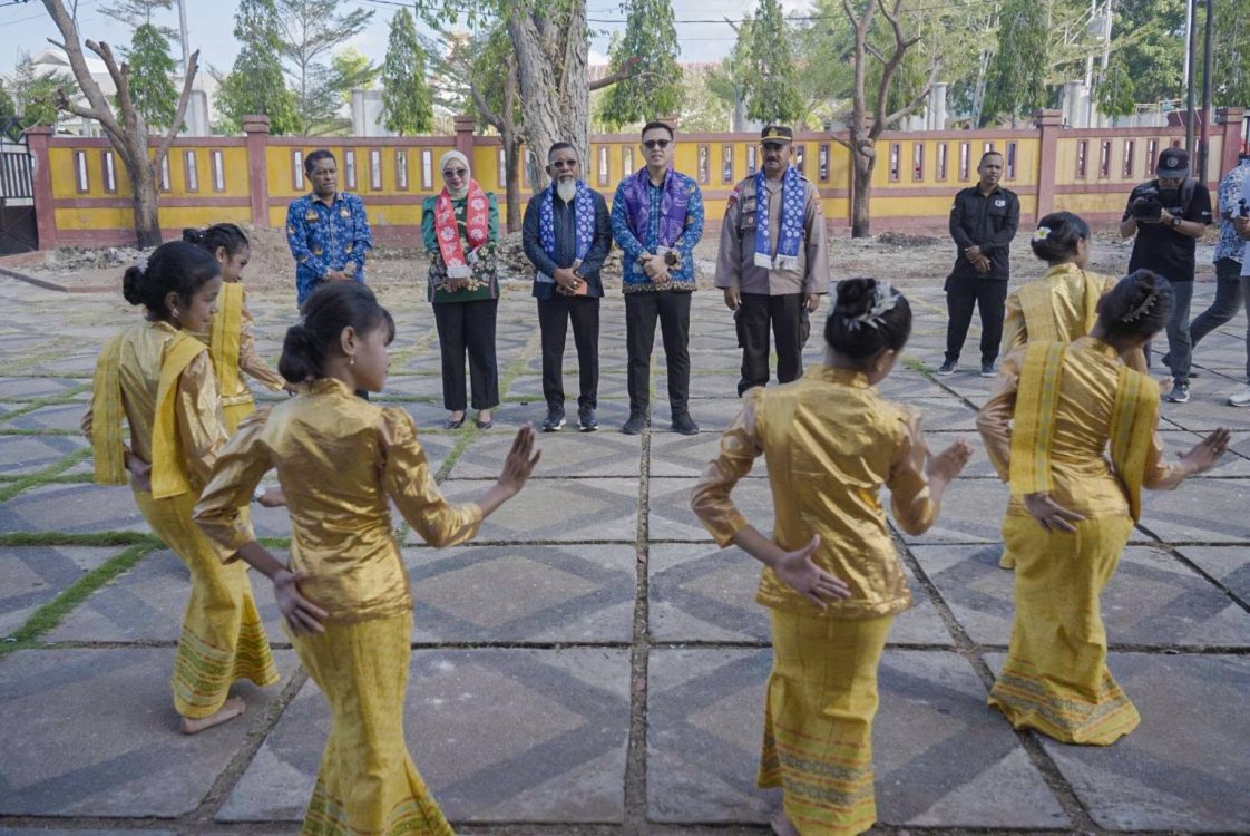 Pemkab Maluku Tenggara Luncurkan Festival Pendidikan untuk HUT SD Mathias 1 Langgur