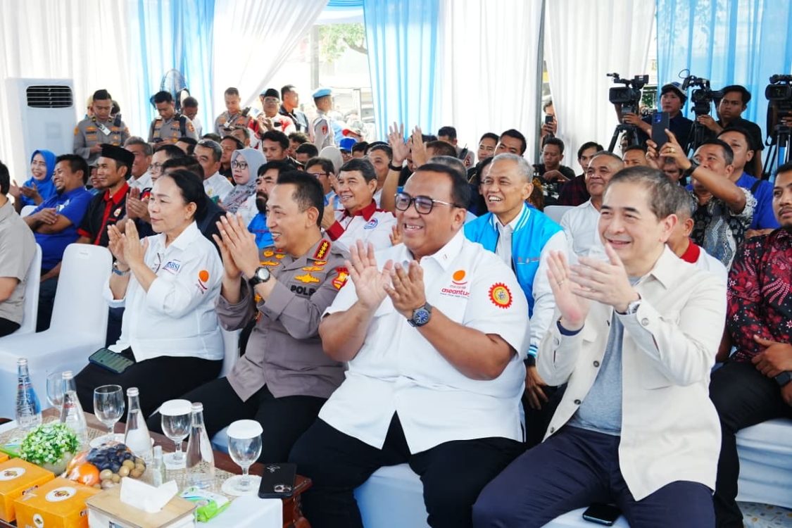 Kapolri Resmikan Sekretariat Bersama Koalisi Buruh Indonesia