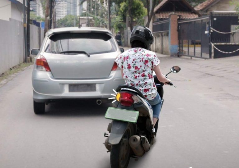 Korlantas Polri Tekankan Pentingnya Penggunaan Lampu Sein untuk Keselamatan