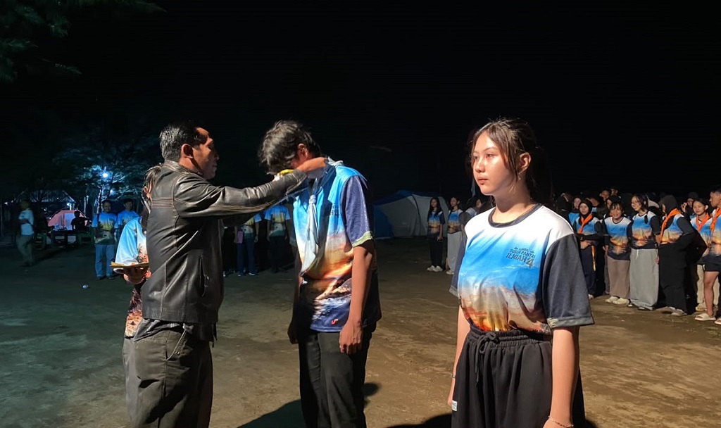 Susur Pantai Ilmiah IV di Batang Tingkatkan Kesadaran Generasi Muda