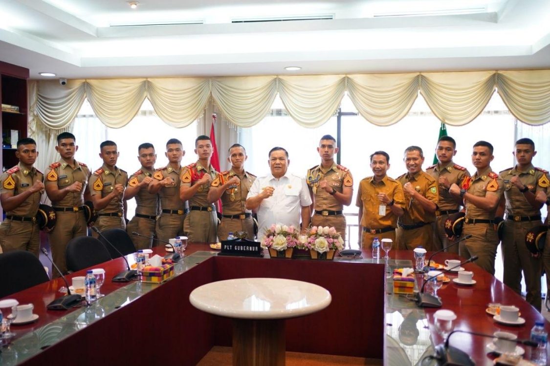 Taruna Akmil Asal Riau Dapat Motivasi dari Plt Gubernur, Janji Jaga Nama Baik Daerah