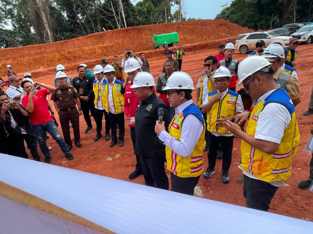 Proyek Jalan Nanga Era-Batas Kaltim Hampir Rampung, Akses Sungai Kapuas Terbuka