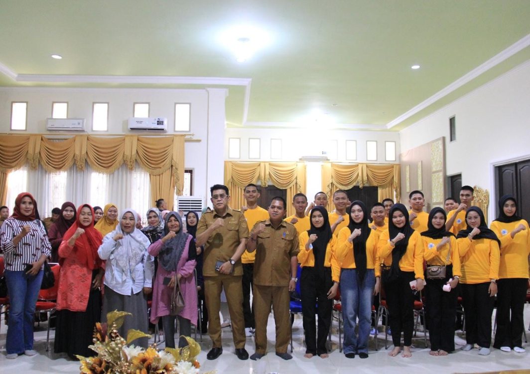 Bupati Parigi Moutong Lepas 20 Calon Mahasiswa Poltekkesos ke Bandung