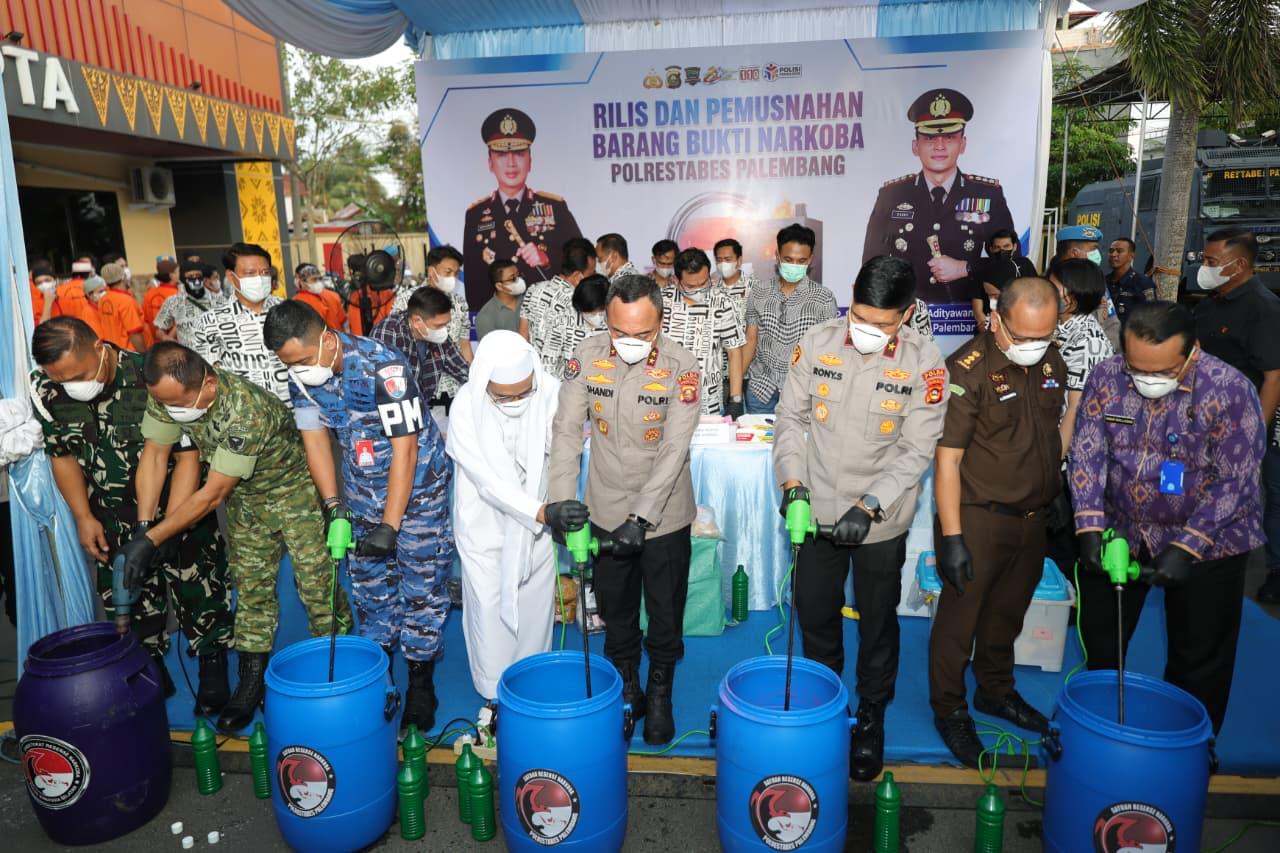 Kapolda Sumatera Selatan Musnahkan 19,4 Kg Sabu, Tegaskan Komitmen Anti-Narkoba