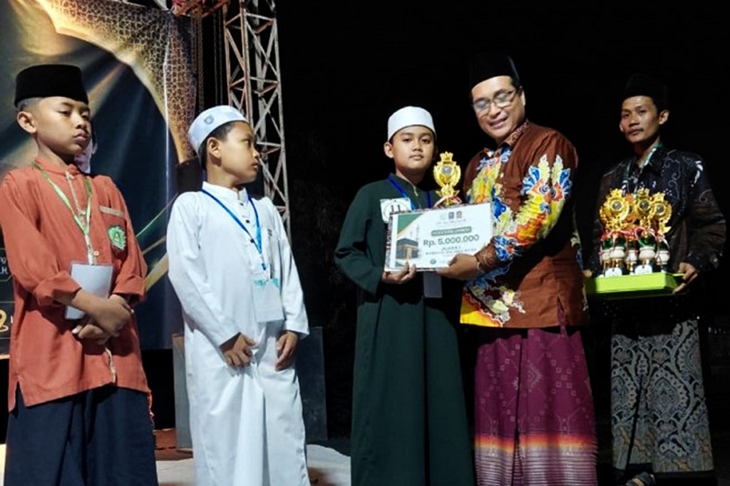 Santri Kebonsari Menangkan PORSADIN Lumajang dan Dapatkan Voucher Umrah