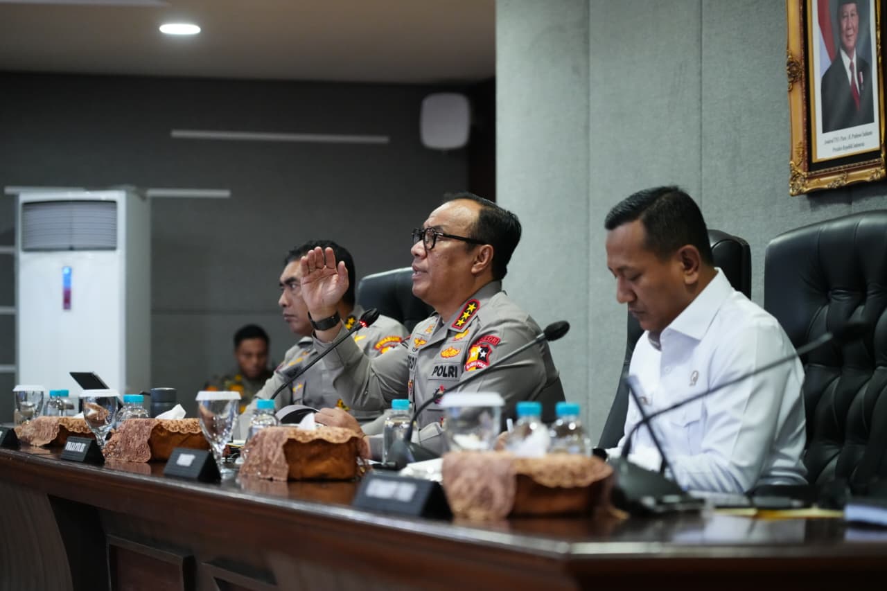 Wakapolri dan Wamen Kehutanan Konsolidasikan Strategi Nasional Hadapi El Nino dan Karhutla
