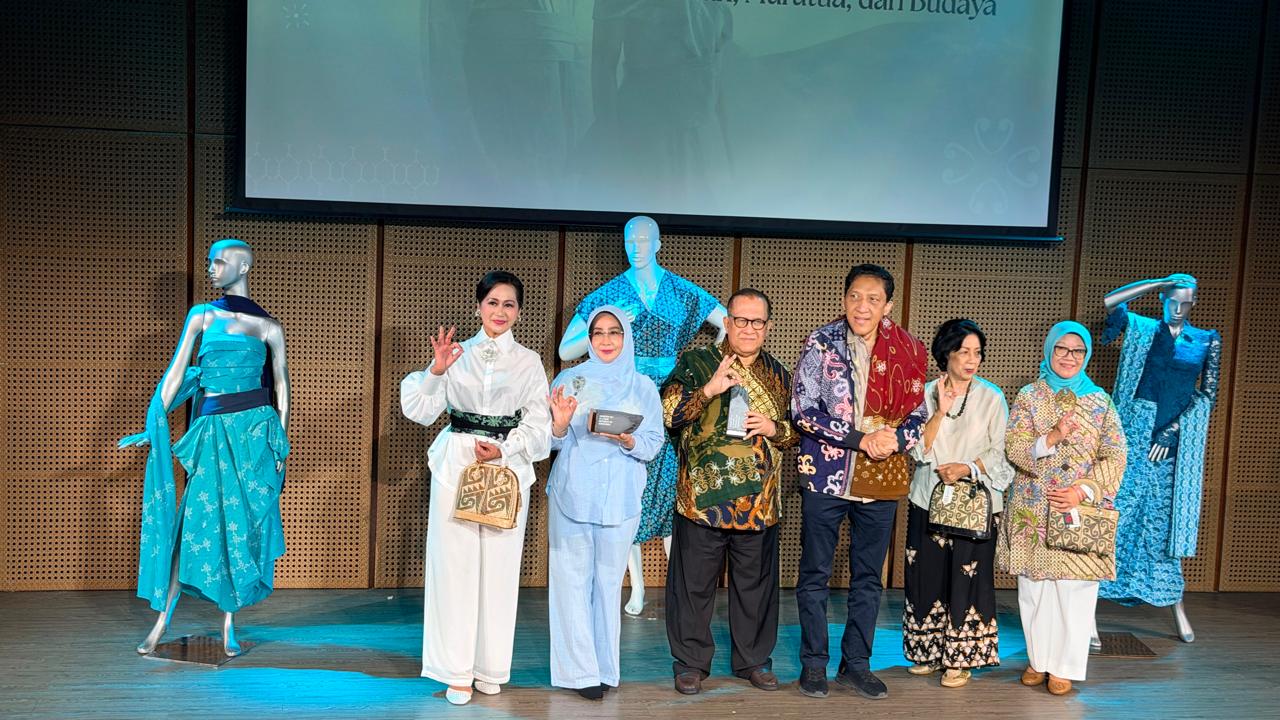 Kemenbud Luncurkan Delapan Motif Batik Derawan untuk Diplomasi Budaya