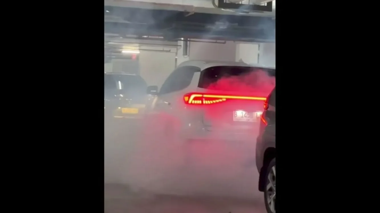 Chery Tiggo 8 CSH Viral karena Berasap di GIIAS, Investigasi Ungkap Salah BBM