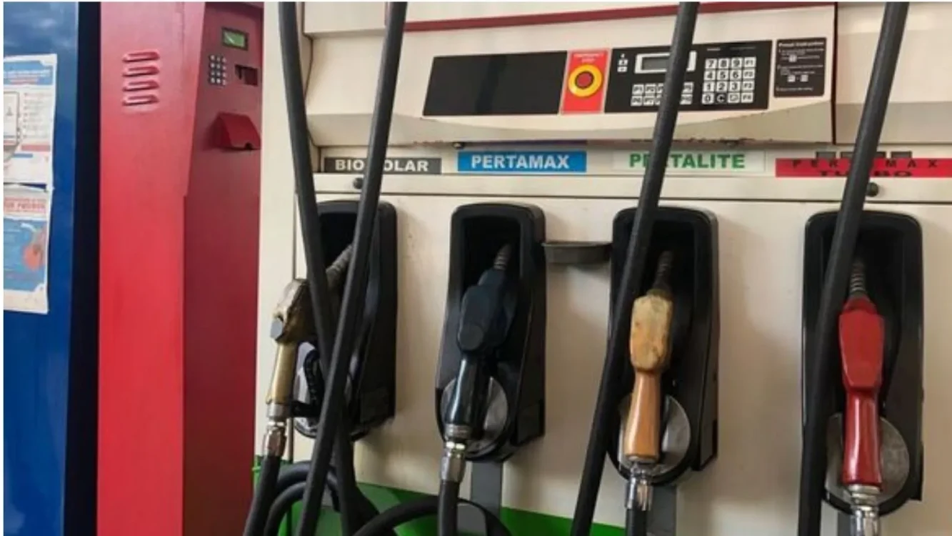 Harga Pertamax Turun Rp300 per Liter, Simak Daftar Harga BBM Pertamina Terbaru