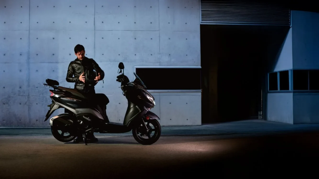 Mengenal Suzuki Burgman Street 125EX, Motor Matic 125cc dengan EASS dan Silent Starter System