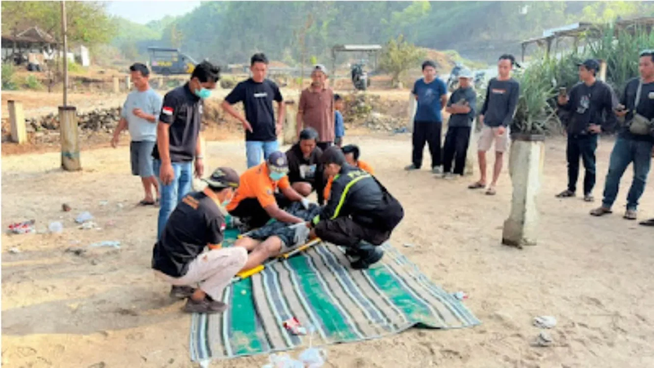 Tragis, Wisatawan Karanganyar Meninggal Mendadak saat Berada di Pantai Sanglen Gunungkidul