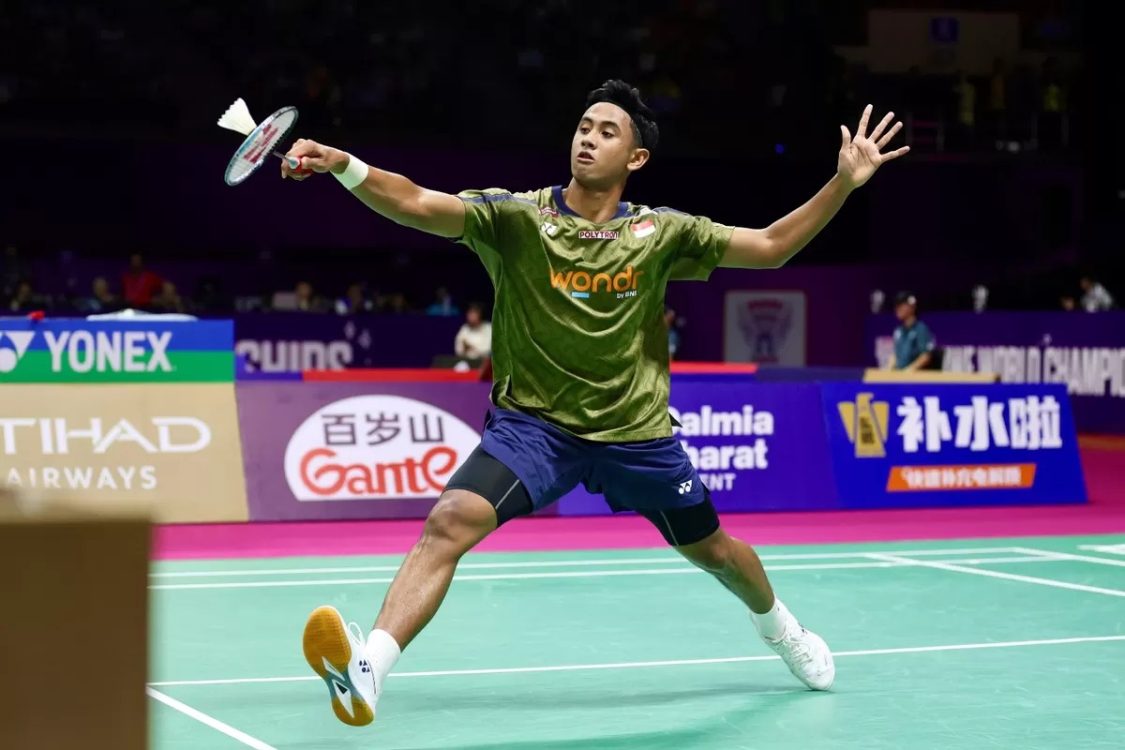 Alwi Farhan Mengalahkan Tuan Rumah Ayush Shetty di Kejuaraan Dunia BWF