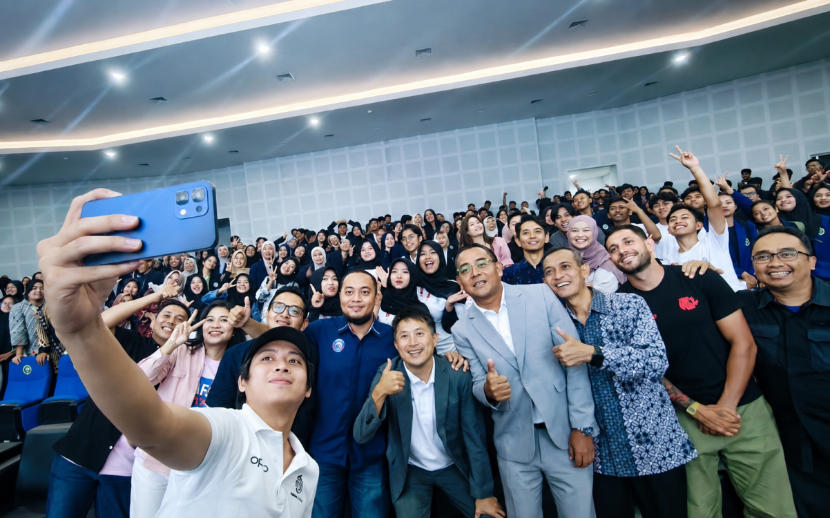 Arema FC Sambut Puluhan Ribu Mahasiswa Baru di Malang: Sepak Bola dan Kampus Bersinergi Gerakkan Ekonomi Lokal