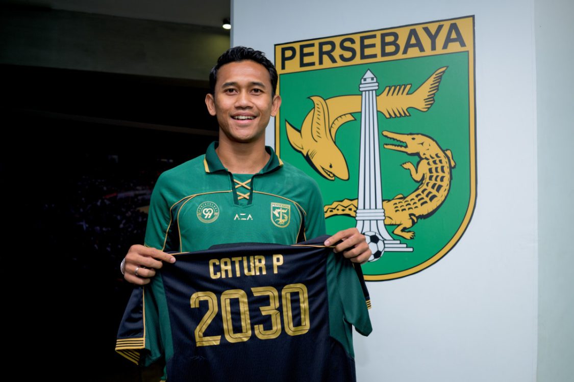Arief Catur Pamungkas Resmi Perpanjang Masa Bakti Bersama Persebaya