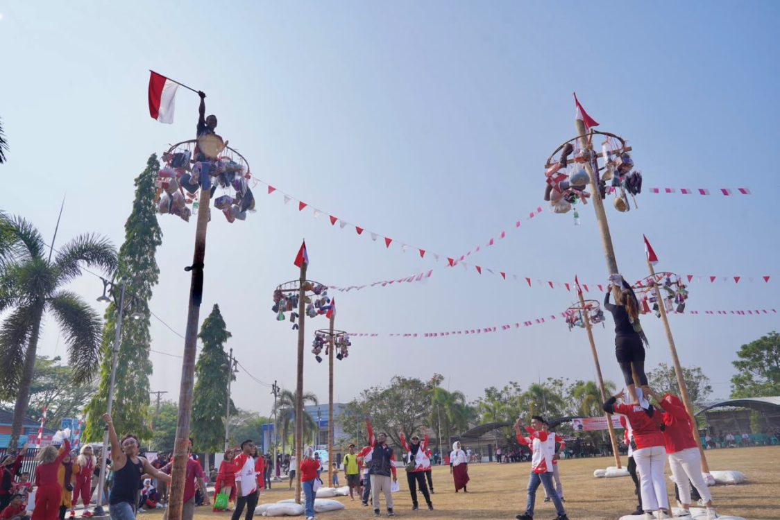 : Dinas Kepemudaan, Olahraga dan Pariwisata (Disporapar) Kabupaten Balangan menggelar Balangan Sport Festival dalam rangka memeriahkan HUT ke-81 Republik Indonesia di Ruang Terbuka Hijau (RTH) Disporapar, Paringin Selatan, Minggu (23/8/2026). .- Foto: Mc.Balangan