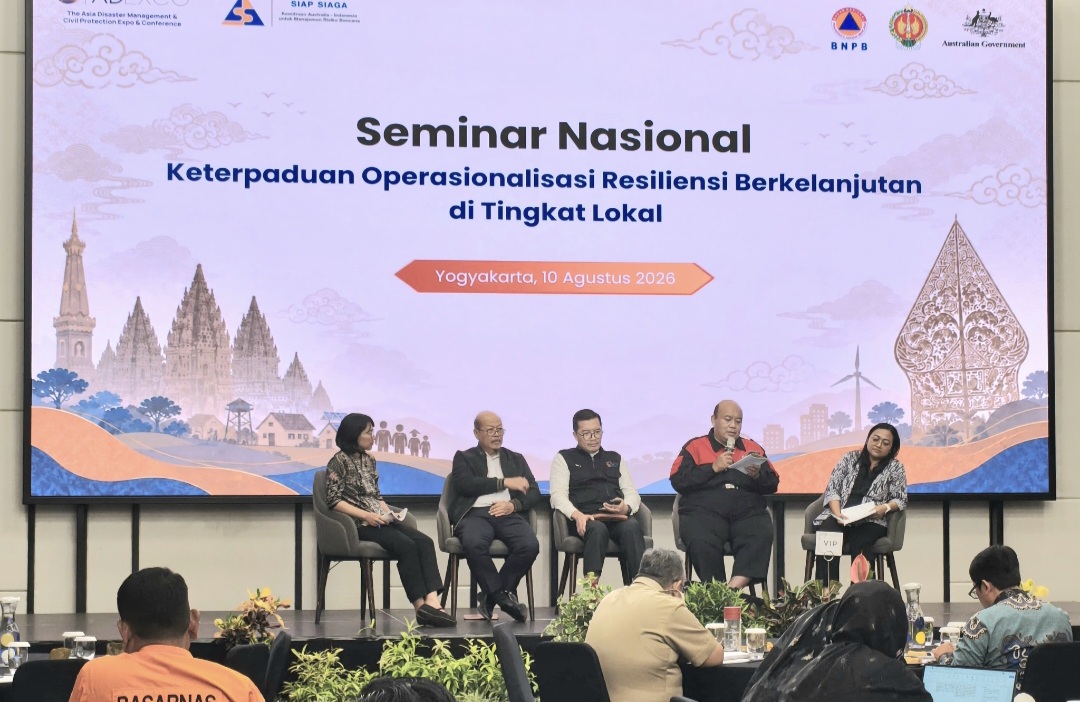 : Deputi Bidang Sistem dan Strategi BNPB, Raditya Jati dalam Seminar Nasional Keterpaduan Operasionalisasi Resiliensi Berkelanjutan di Tingkat Lokal yang digelar di Yogyakarta., Senin (10/8/2026). (Foto: BNPB)