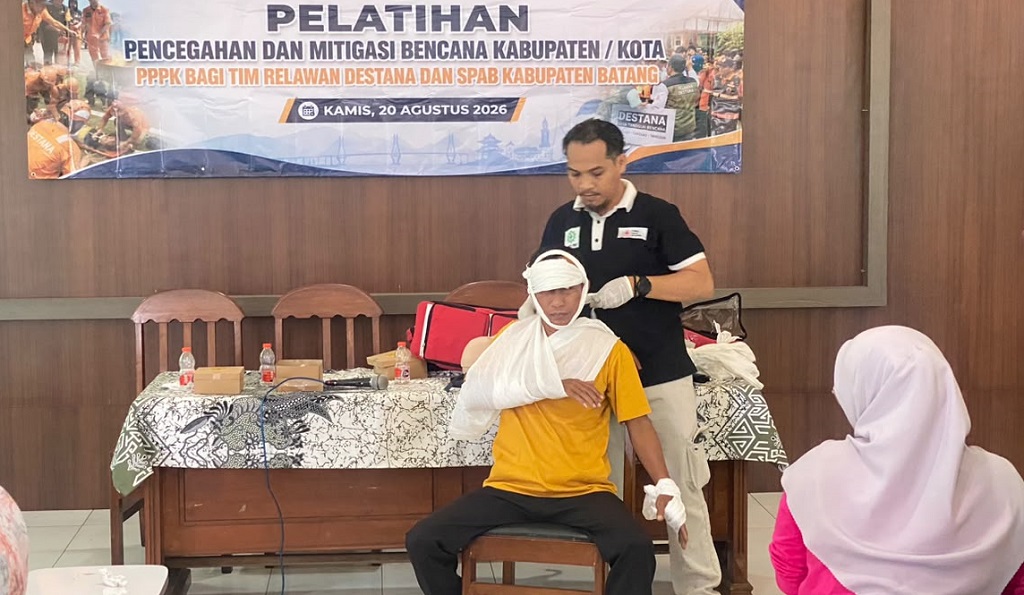 : BPBD Batang Batang menggelar pelatihan pencegahan dan mitigasi bencana di Aula PMI Batang, Kabupaten Batang.