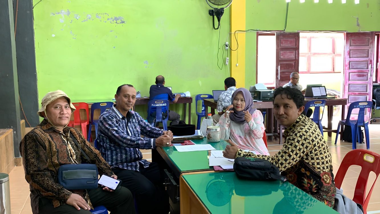 : Tim PRKKP BRIN yang dipimpin Ahmad Rosadi melakukan penggalian informasi tersebut saat berkunjung ke Kantor Kementerian Agama (Kemenag) Kabupaten Aceh Tamiang, Rabu (26/8/2026). Tim diterima Kepala Subbagian Tata Usaha Kemenag Aceh Tamiang, Zainuddin, di Aula Al-Ikhwan.
