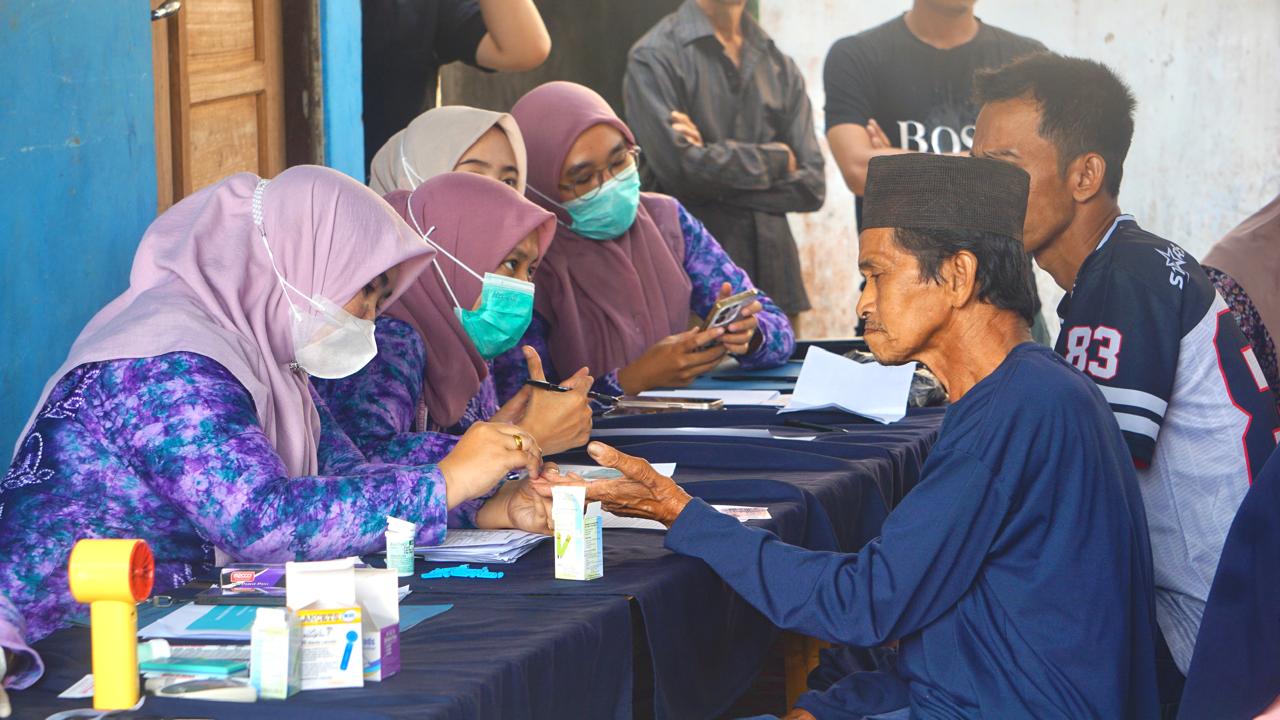 : Dinas Kesehatan Kabupaten Balangan bekerja sama dengan UPTD Puskesmas Awayan menggelar Cek Kesehatan Gratis (CKG) dan tracing Tuberkulosis (TB) di Desa Nungka, Kecamatan Awayan, Kamis (27/8/2026). - Foto: Mc.Balangan