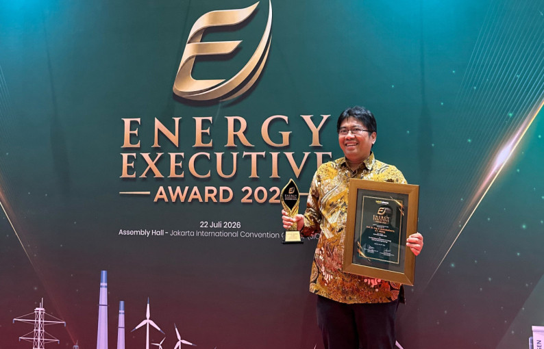 Dedikasi di Bidang Mekanika Fluida dan Rekayasa Energi, Deendarlianto Raih Penghargaan Tokoh Penggerak Energi Nasional