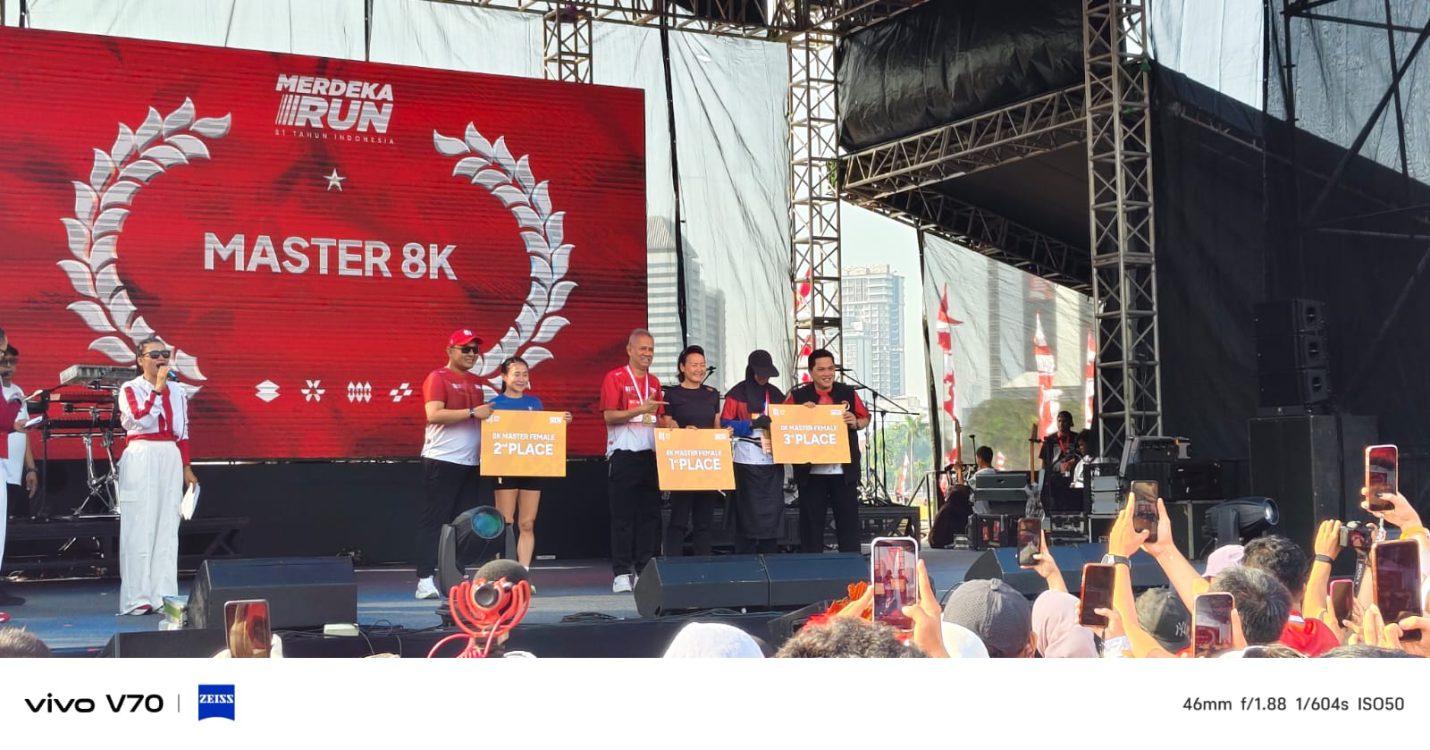 : Merdeka Run 2026 mencatat 12 ribu peserta, melampaui target awal 8.000 orang. Menpora Erick Thohir menyebut tingginya partisipasi masyarakat menjadi cerminan meningkatnya kesadaran hidup sehat sekaligus mengapresiasi dukungan Presiden Prabowo Subianto./ Foto Humas Kemenpora