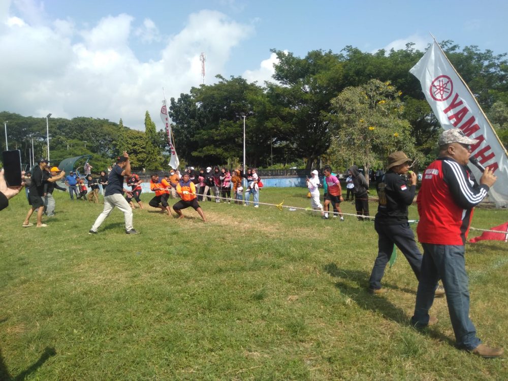 : Persaingan sengit dan penuh sportivitas mewarnai babak puncak perlombaan tradisional yang menjadi daya tarik utama perayaan kemerdekaan. Dinas Pertanian sukses menyabet gelar juara pertama tarik tambang di Parigi Moutong, Minggu (16/8/2026).