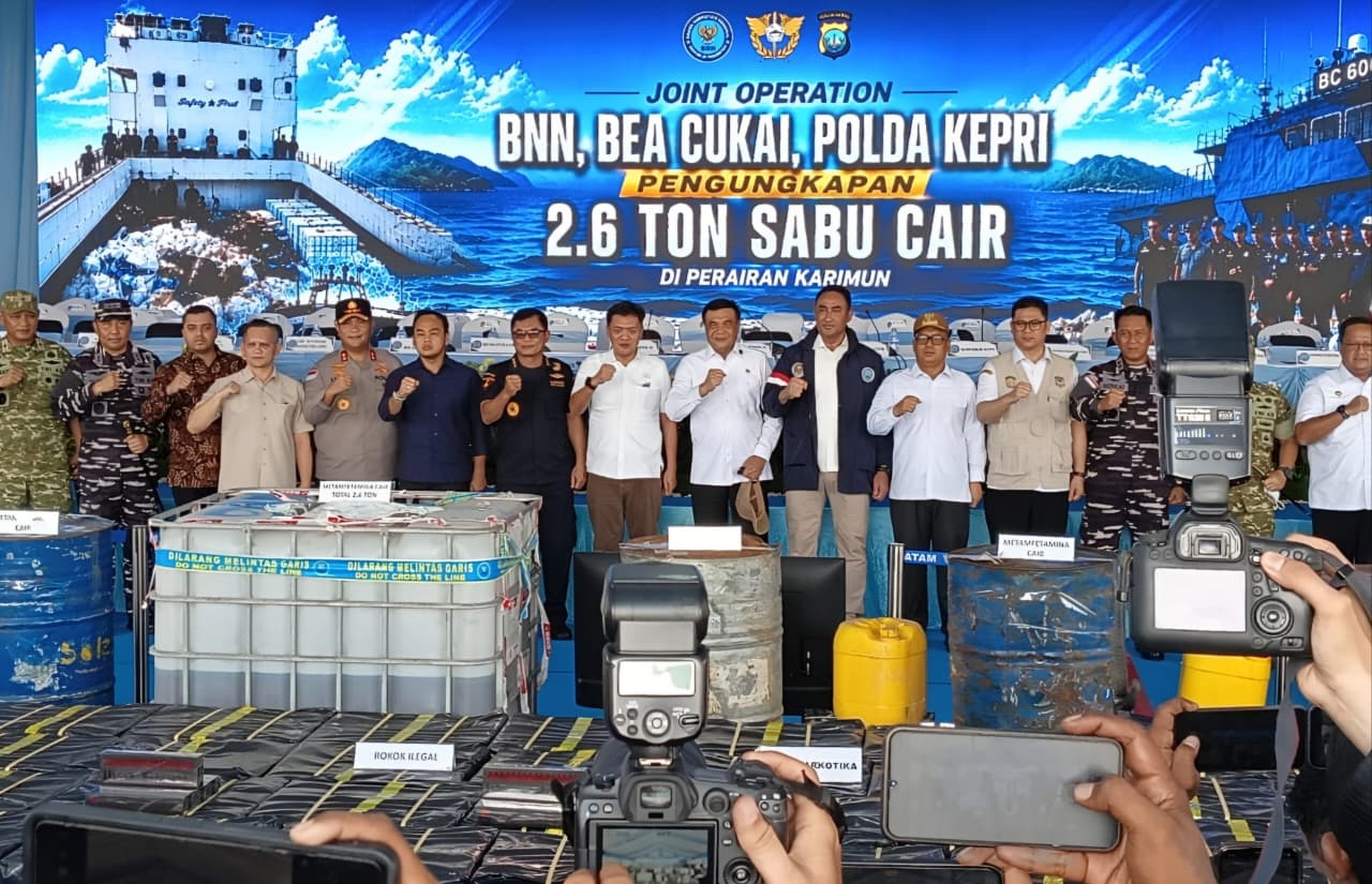 DPR Apresiasi Pengungkapan 2,6 Ton Sabu Cair, Habiburokhman: Salah Satu yang Terbaik dalam Sejarah