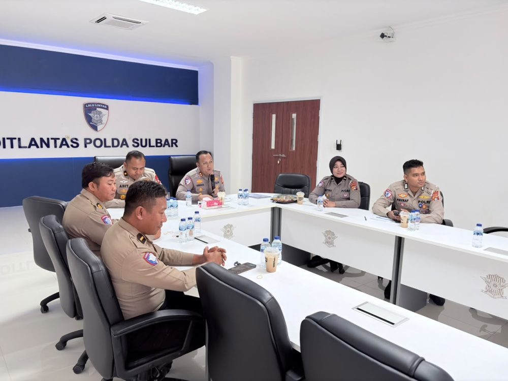 Evaluasi Regident Jajaran, Ditlantas Polda Sulbar Dorong Pelayanan Publik Lebih Optimal