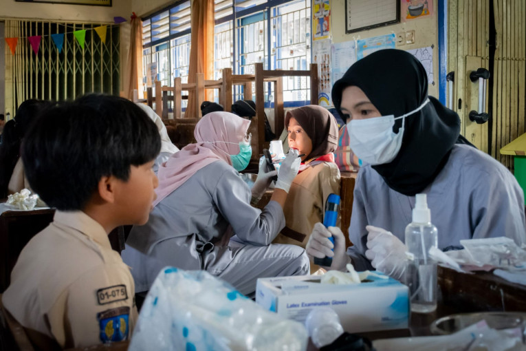 Gelar International Dental Summer Course, FKG UGM Periksa Gratis Kesehatan Gigi dan Mulut