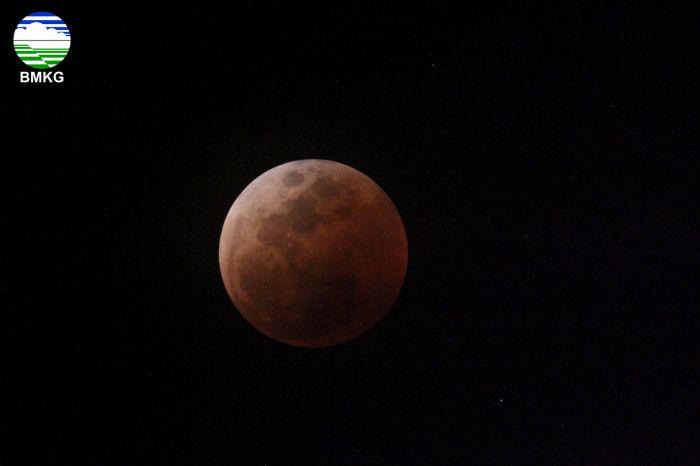 : Ilustrasi foto gerhana bulan. (InfoBMKG)