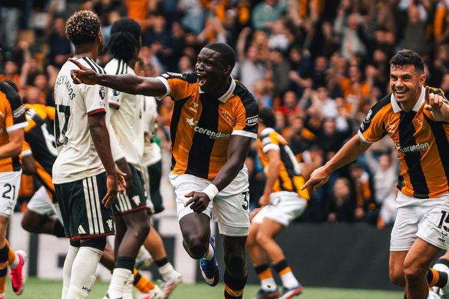 Hull City Permalukan Setan Merah Manchester United 2-0