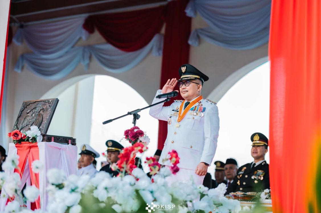 : Upacara Penurunan Bendera Merah Putih di Kabupaten Banggai