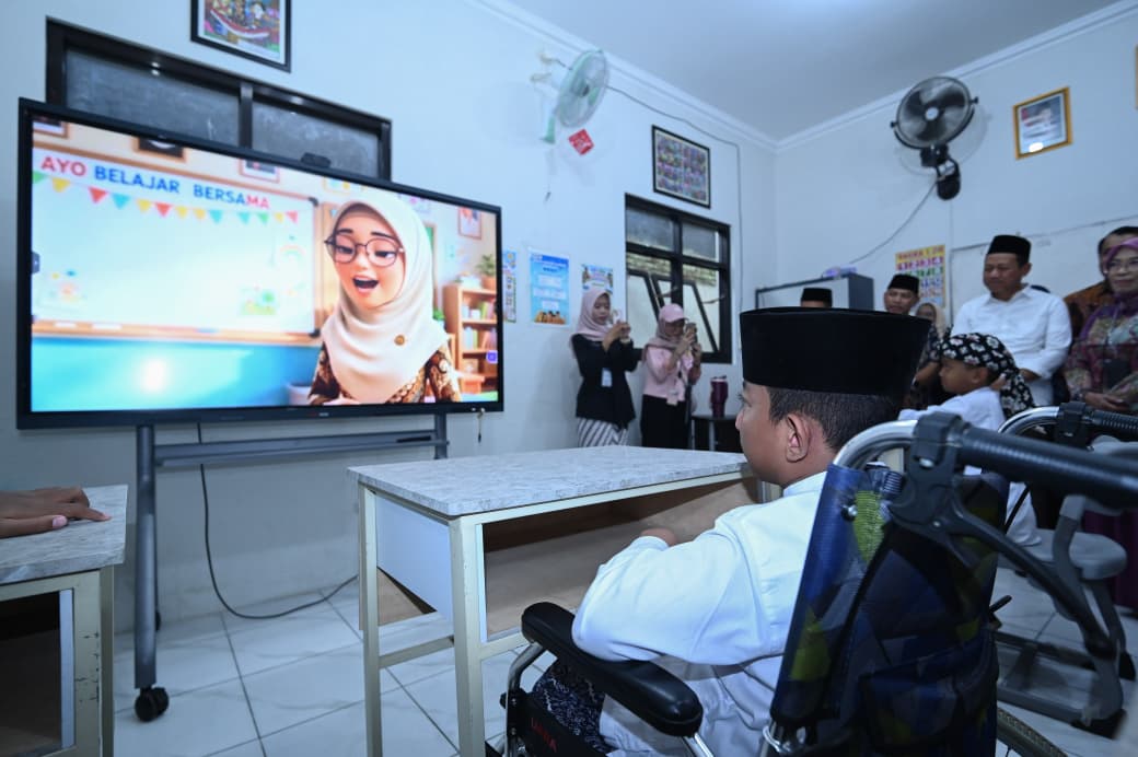 : Transformasi digital di dunia pendidikan mulai menghadirkan dampak nyata bagi murid berkebutuhan khusus. (Foto: Dok Kemendikdasmen)