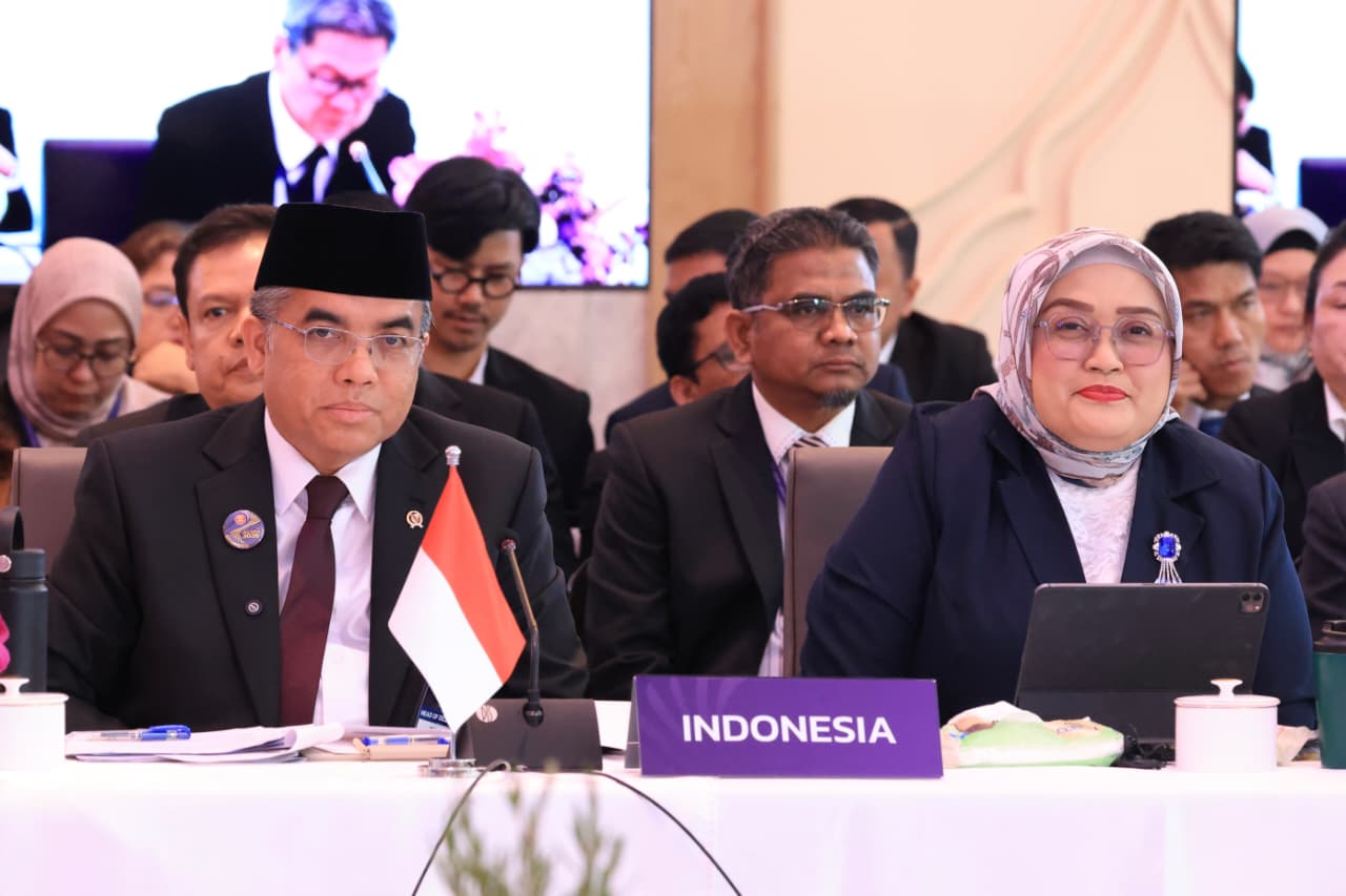 : Menteri Ketenagakerjaan Yassierli dalam Pertemuan Menteri Tenaga Kerja ASEAN (ALMM) ke-29 di Bangkok, Tailan. (Foto: Dok Kemnaker)