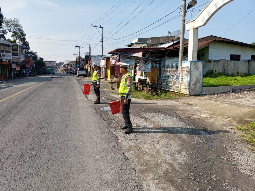 Jaga Keamanan Ibadah, Satlantas Polres Simalungun Patroli Sejumlah Gereja di Jorlang Hataran