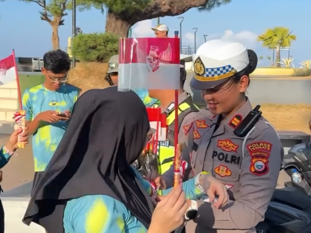 Jelang HUT ke-81 Kemerdekaan RI, Satlantas Ternate Tebar Semangat Nasionalisme di Wednesday Run