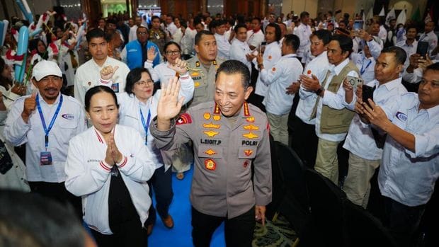 Kapolri Listyo Sigit: Serikat Buruh Jadi Rumah Kedua Saya, Polri Siap Perkuat Perlindungan Pekerja