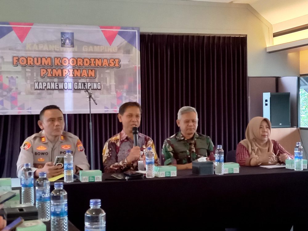 : Kedisiplinan memakai masker saat sakit bukan sekadar langkah pemulihan diri, melainkan wujud tanggung jawab sosial untuk memutus rantai penularan di ruang publik. Kapanewon Gamping perketat penggunaan masker bagi penderita ISPA, Rabu (26/8/2026).